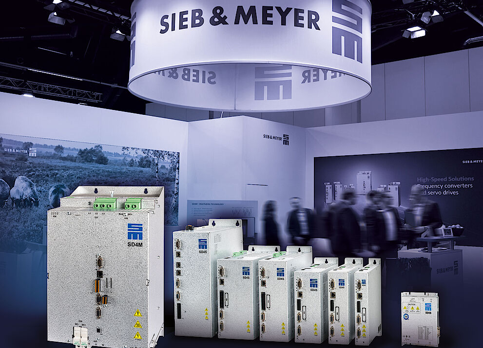 Auf der SPS 2026 zeigt SIEB & MEYER die vollständige SD4S-Serie. Ergänzt werden die SD4S durch Geräte der SD4B- und SD4M-Serien. Damit steht für jedes Gerät aus der bisherigen SD2S-Familie ein Nachfolger auf Basis der neuen Gerätegeneration mit überarbeiteter Technologie zur Verfügung.
